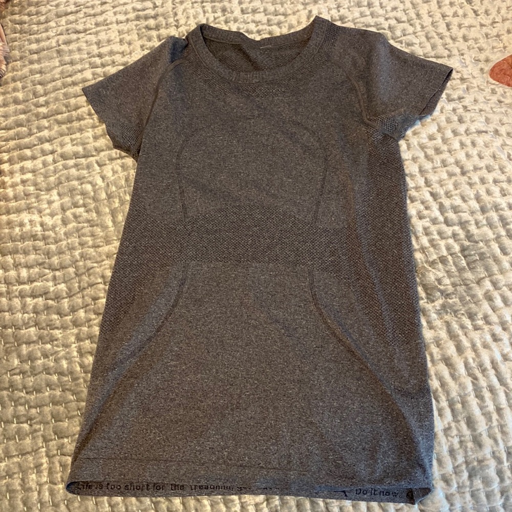 Lululemon shirt